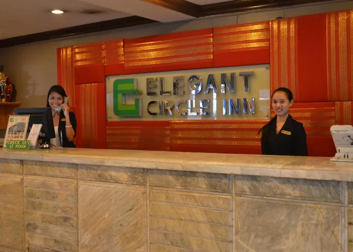 Elegant Circle Inn